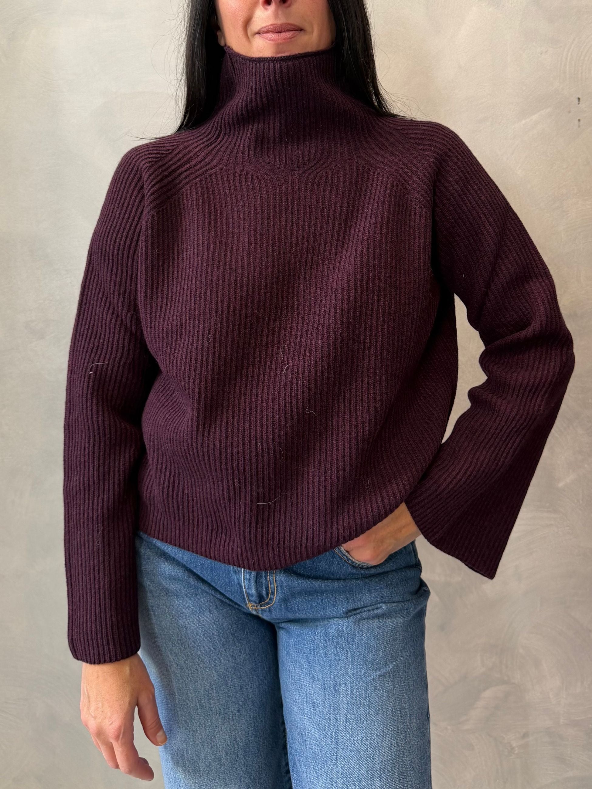 PURE WOOL BURGUNDY