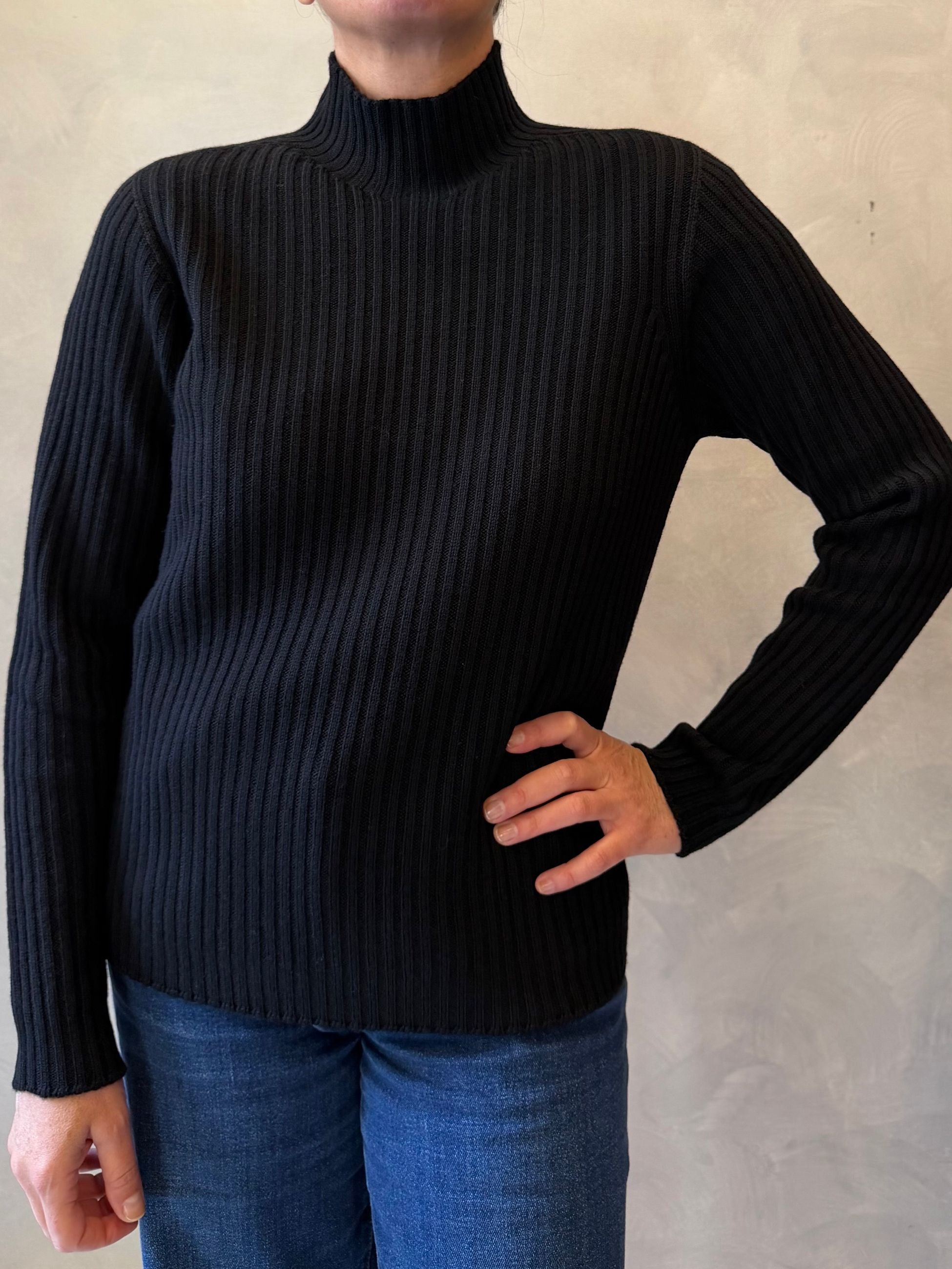 MAGLIA ROMBO NERO