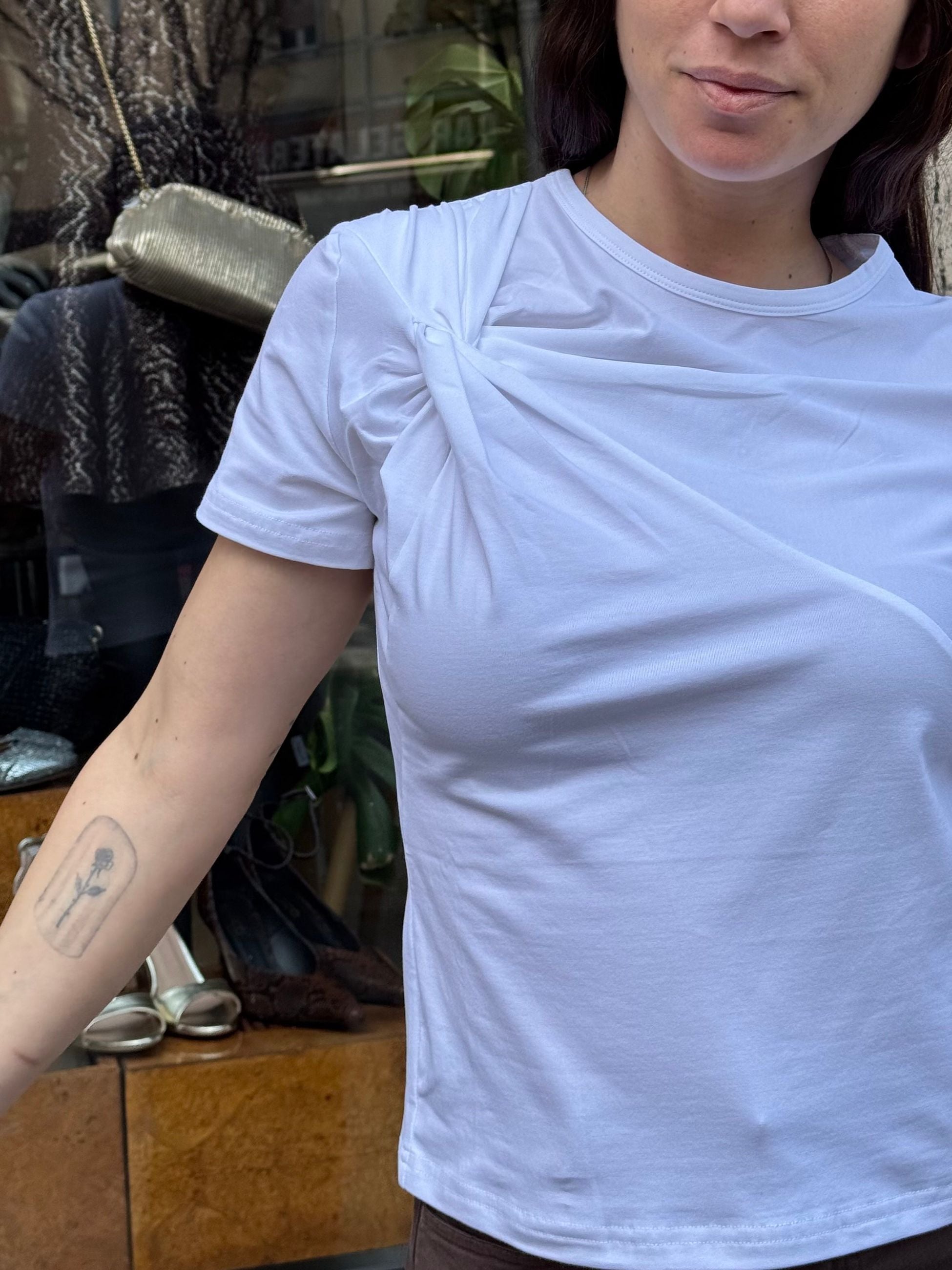 T-SHRT KNOT